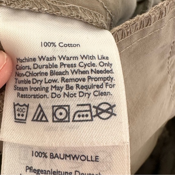 Women’s Eddie Bauer Mercer Fit wrinkle resistant pants. Size 2. - Picture 9 of 11